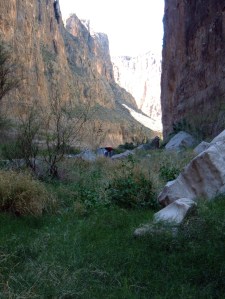 backcountry-canyon-river-camping